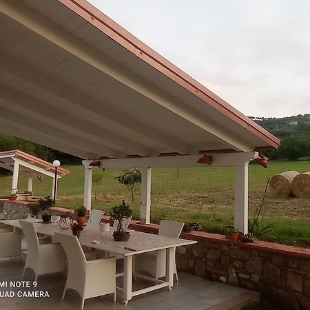 אגרופולי Lux Vera B & B מראה חיצוני תמונה
