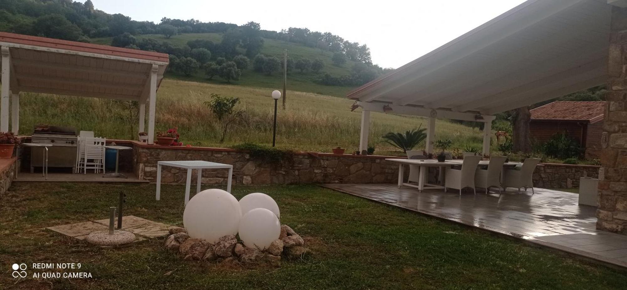אגרופולי Lux Vera B & B מראה חיצוני תמונה