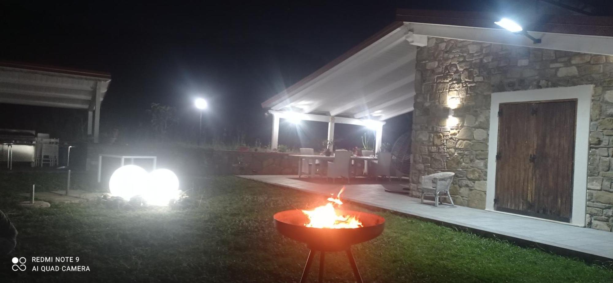 אגרופולי Lux Vera B & B מראה חיצוני תמונה